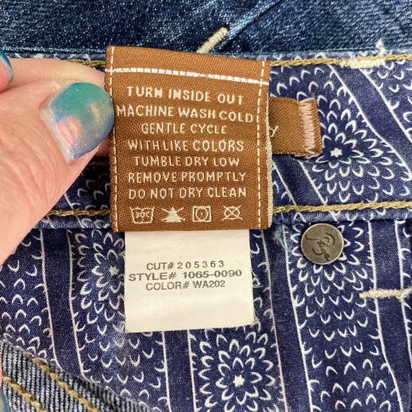 Paige Jimmy Jimmy Cut Off Distressed Jean Shorts - Picture 14 of 15